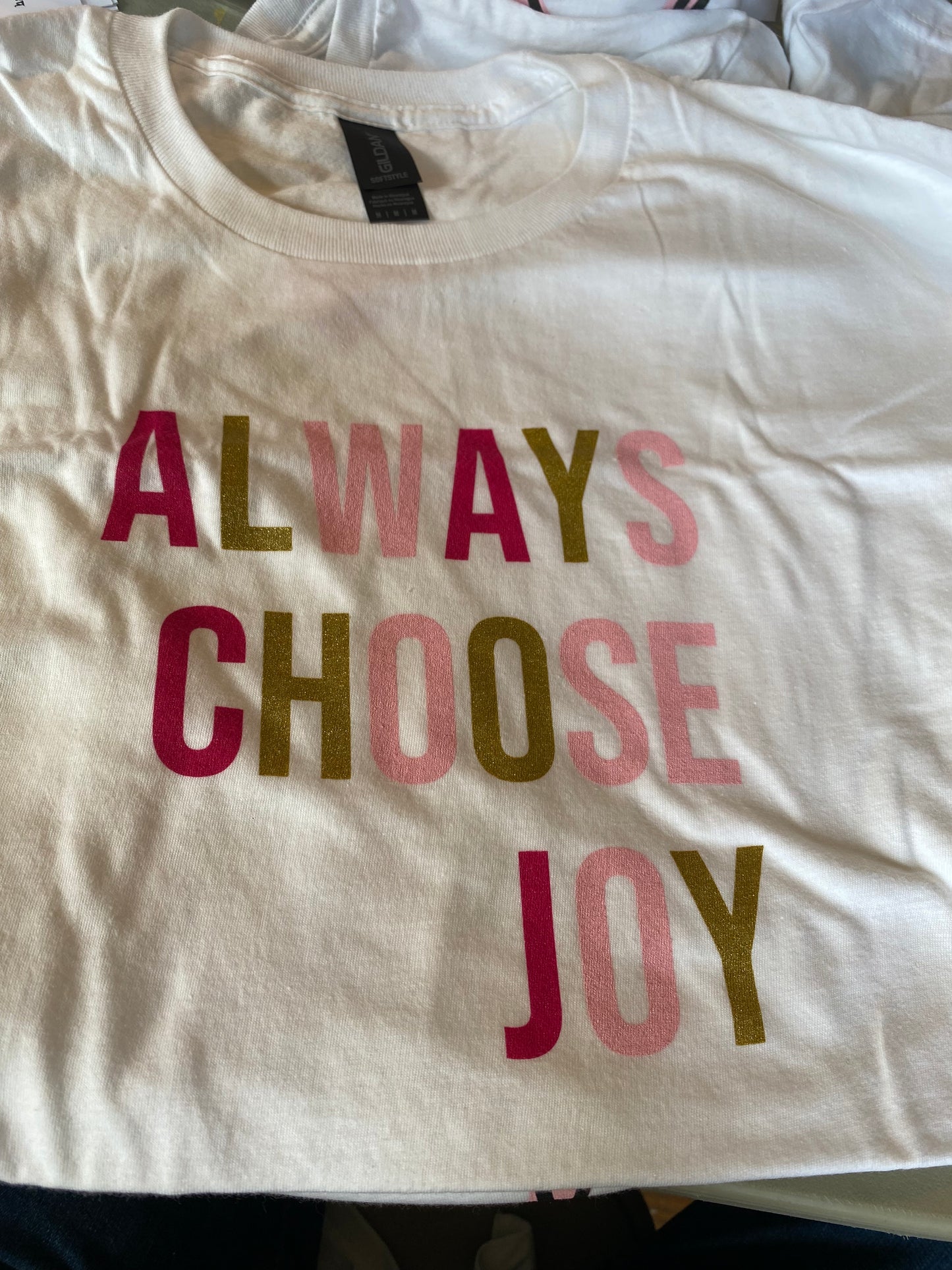Always choose joy big print tee